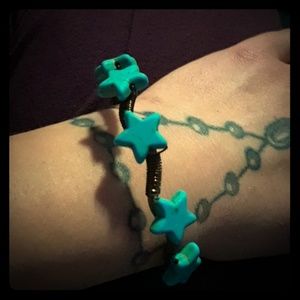 Bracelet wire wrapped by hand